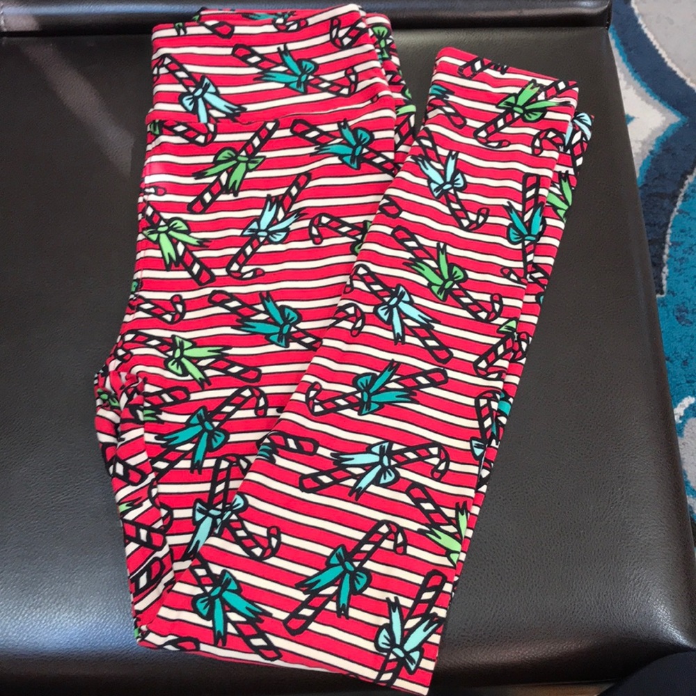 Lularoe OS Christmas leggings